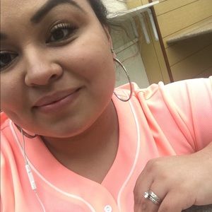 Meet your Posher, Michelle